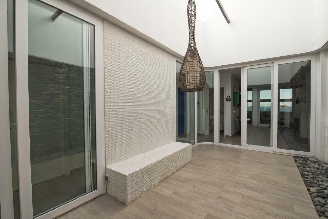Flatguest - Castle Sea View Apartment Las Palmas Exterior photo